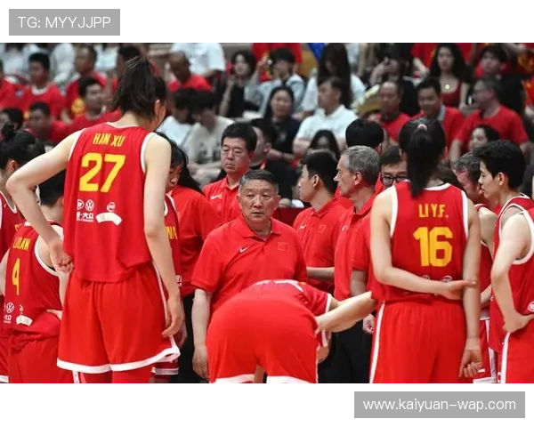 中国女篮惜败日本获亚洲杯亚军 展现强大实力与不屈精神 中国女篮惜败日本获亚洲杯亚军 展现强大实力与不屈精神